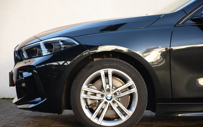 BMW Seria 1 cena 149900 przebieg: 15000, rok produkcji 2023 z Ciężkowice małe 326